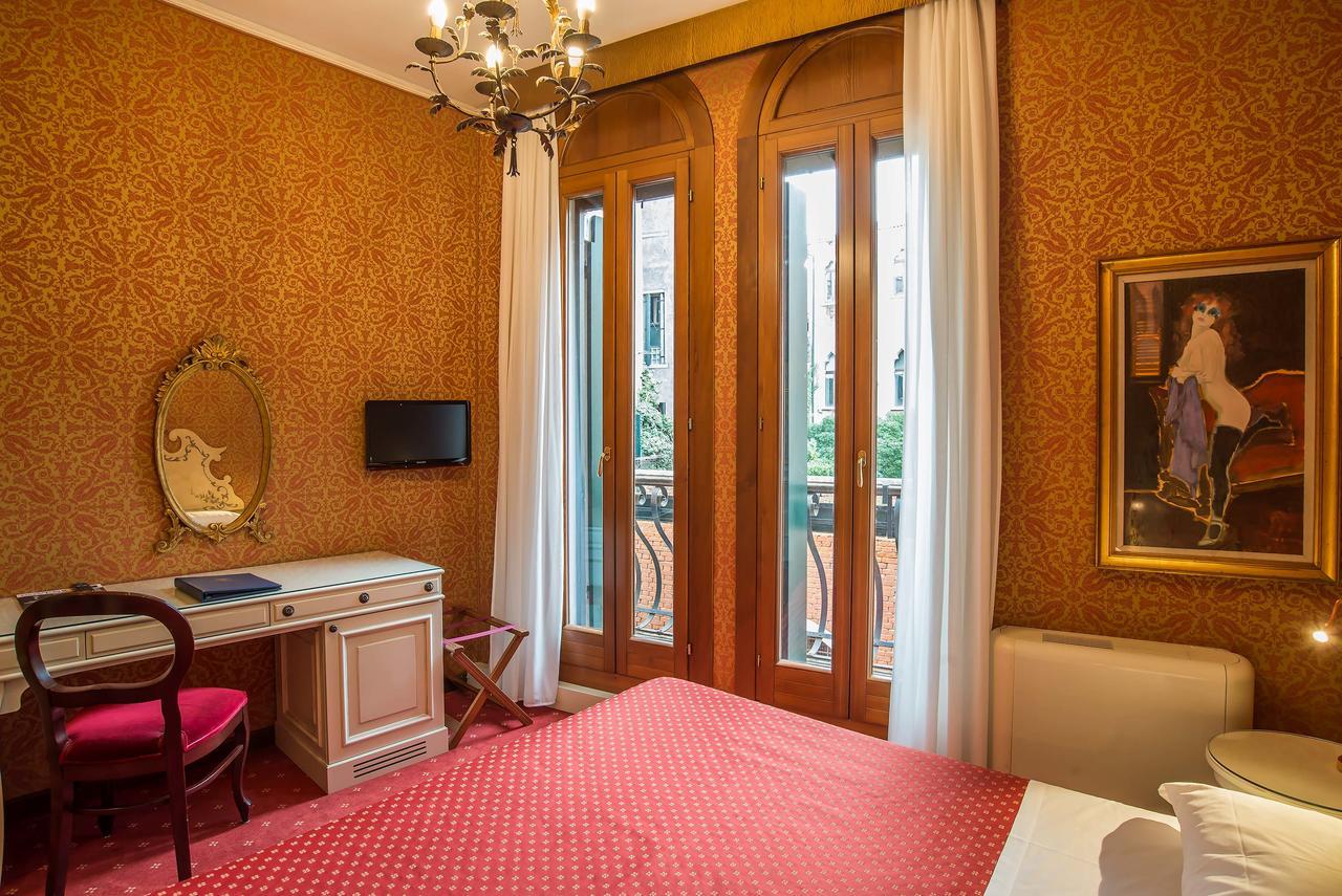 Hotel La Fenice Et Des Artistes Venedig Eksteriør billede